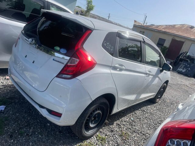 2018 HONDA FIT HYBRID