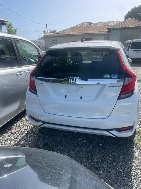 2018 HONDA FIT HYBRID