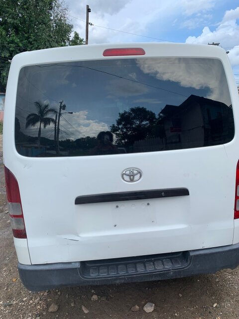 Toyota Hiace Bus 2007