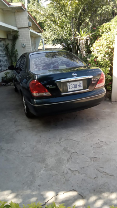 2004 Nissan Sunny 