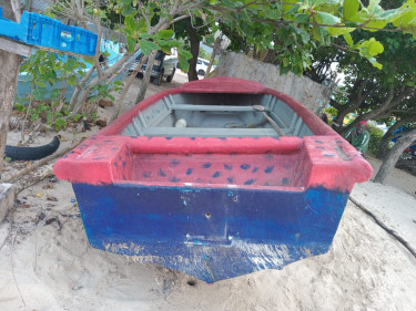 20ft Boat & 40 Hp Johnson Engine