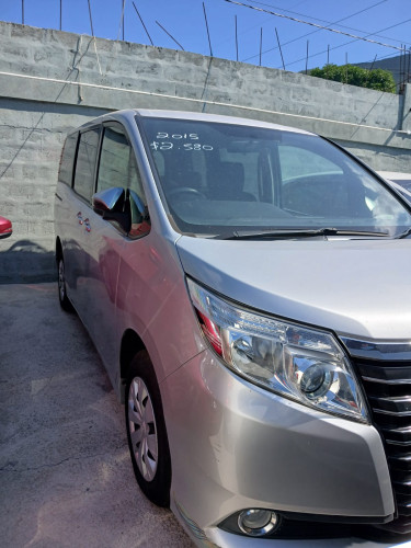 2015 Toyota Noah