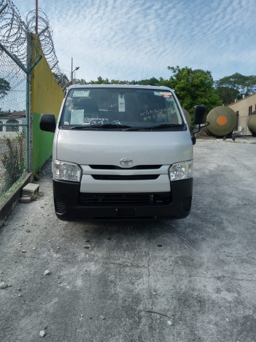 2017 Toyota Hiace