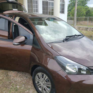 2015-Toyota Vitz  OBO