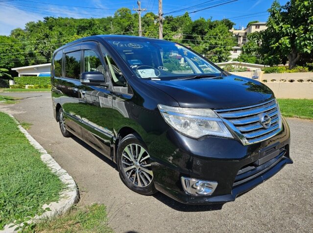 2016 Nissan Serena Executive 8-seater