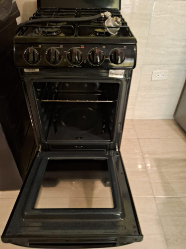 Mabe 4 Stove Cooker + Oven With Cylinder, Hose And