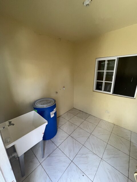 2 Bedroom 1 Bathroom Kitchen Washroom