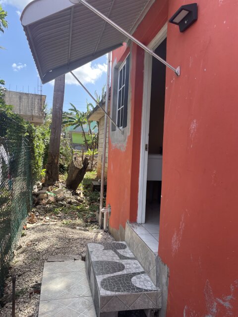 2 Bedroom 1 Bathroom Kitchen Washroom