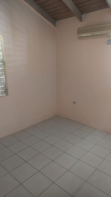  2 Bedroom 1 BATH UNFURN.. USD$600