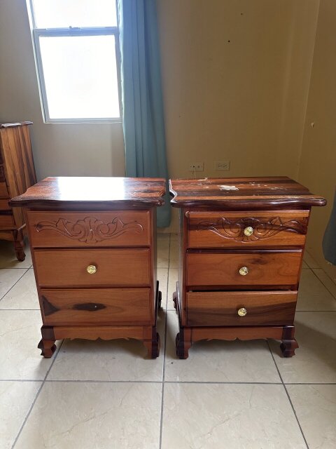 Dresser With Nightables For Sale