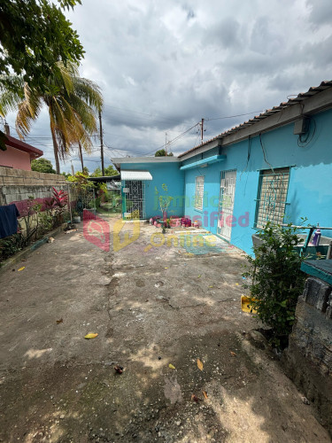 5 Bedroom House For Sale Ensom City