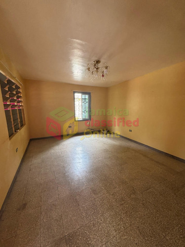 5 Bedroom House For Sale Ensom City