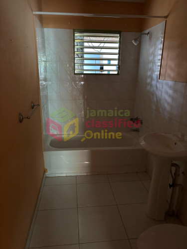 5 Bedroom House For Sale Ensom City