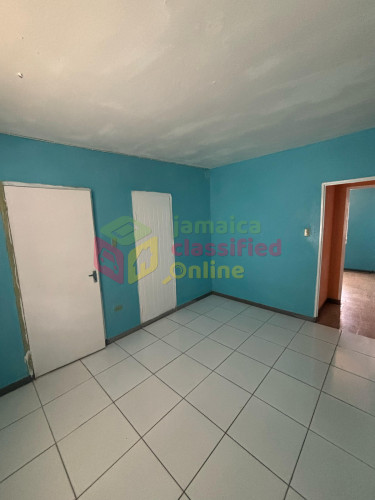 5 Bedroom House For Sale Ensom City