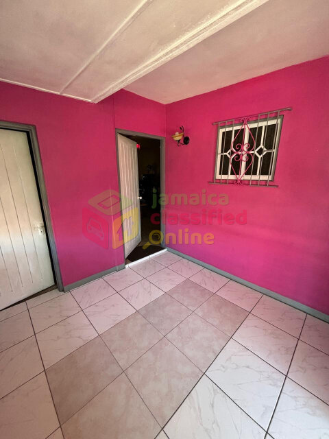 5 Bedroom House For Sale Ensom City