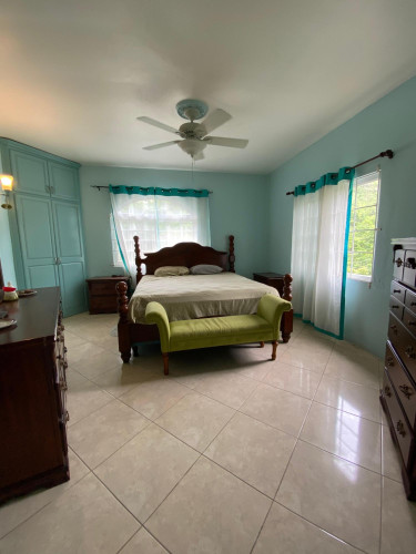 6 Bedroom House For Sale Kingston & St. Andrew,