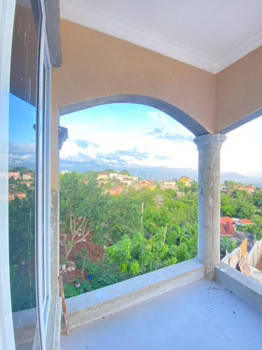 3 Bedroom Apartment For Sale Golden Acres, 