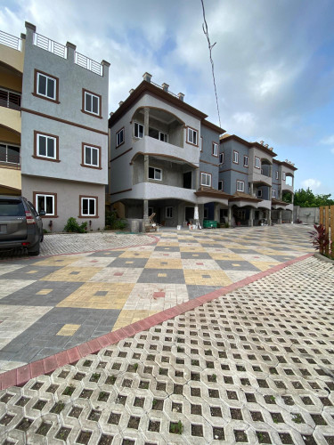 3 Bedroom Apartment For Sale Golden Acres, 