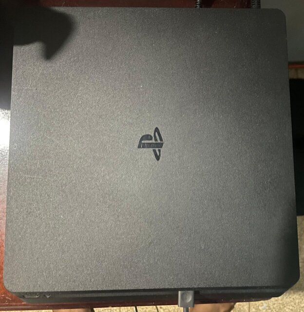 SONY PS4 SLIM