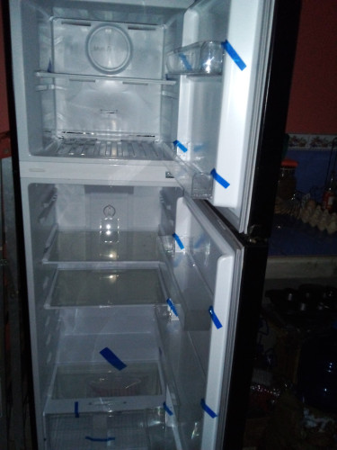 SAVE 10,000 On New BlackPoint Fridge