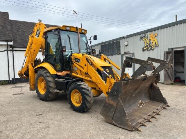 2015 JCB 3CX Backhoe