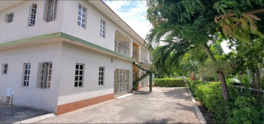 12 Bedroom House For Sale St. Catherine