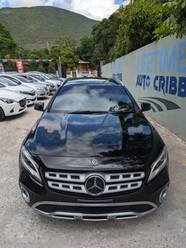 2017 Mercedes Benz GLA 220