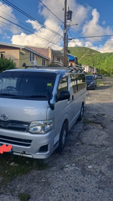 2013 Toyota Hiace