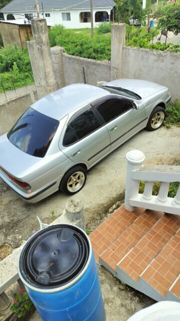 2001 Nissan Sunny