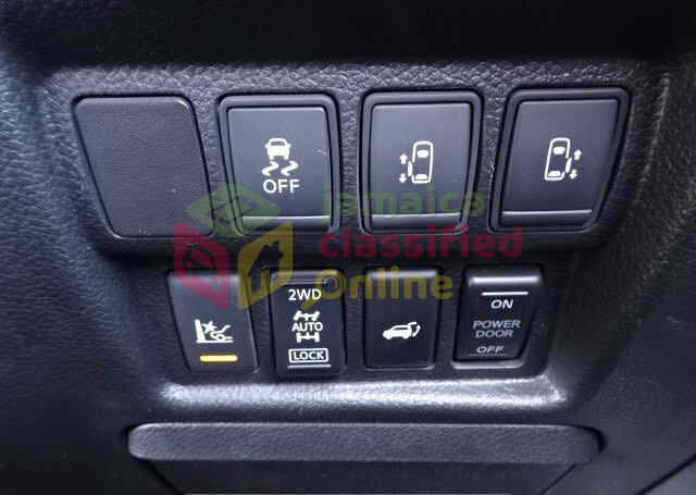 2015 Nissan Elgrand