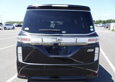 2015 Nissan Elgrand