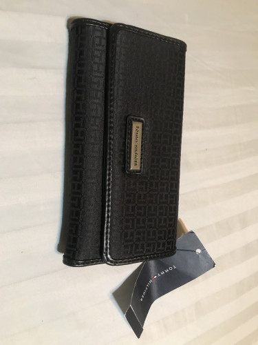 Tommy Hilfiger Purse