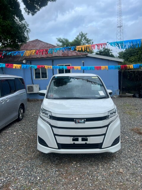 2018 Toyota Noah