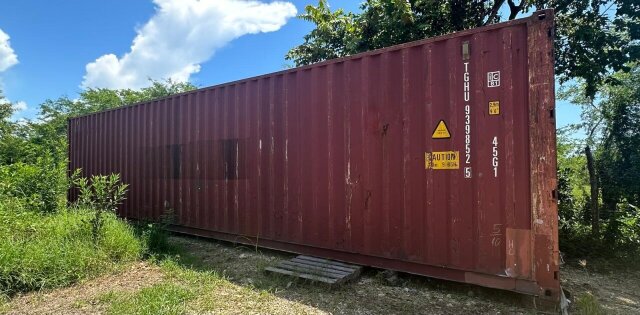 40' HQ Container For Sale