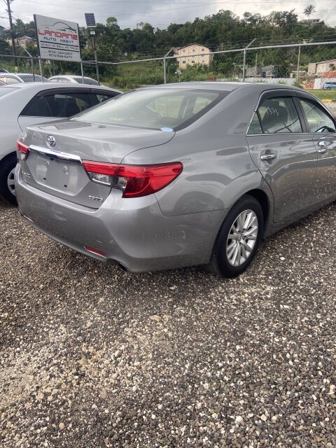 2015 TOYOTA MARK X