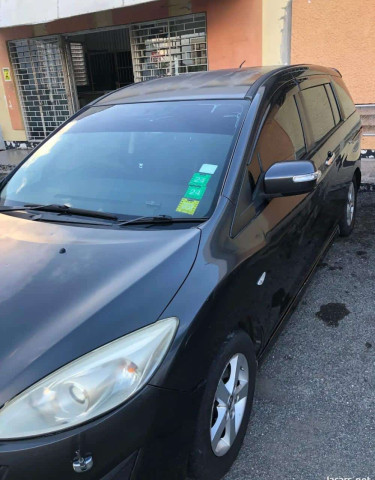 2013 Mazda Premacy 