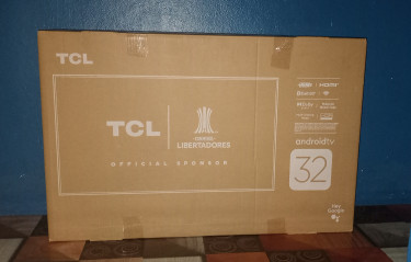 Tcl 32'' Smart Tv.