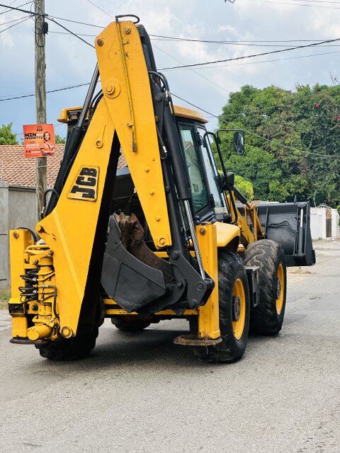 JCB