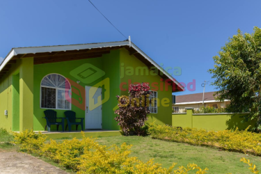  2 Bedroom House For Rent