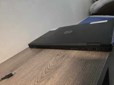 Dell Latitude 5580 15 Inch Laptop 8GB 128GB SSD