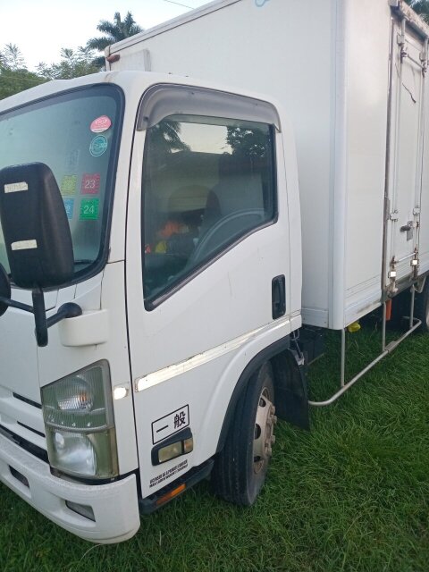 2008 Isuzu ELF