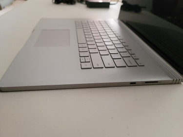 Surface Book 2 15in I7 16GB 256GB