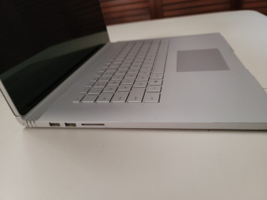 Surface Book 2 15in I7 16GB 256GB