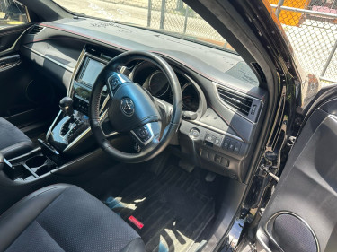 Toyota Harrier 2.0 Turbo 