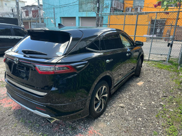 Toyota Harrier 2.0 Turbo 