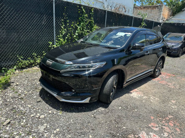 Toyota Harrier 2.0 Turbo 