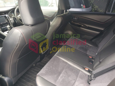 Toyota Harrier 2.0 Turbo 