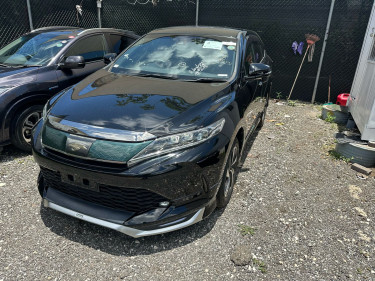 Toyota Harrier 2.0 Turbo 