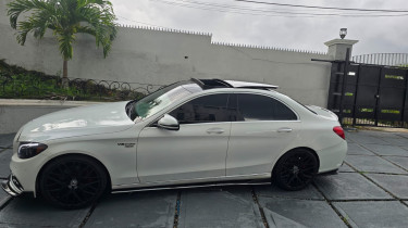 Mercedes Benz C300 AMG