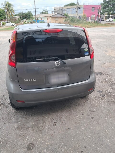 2012 Nissan Note